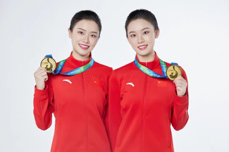 双姝跃浪，椰香远扬——宗师傅食品官宣签约世界跳水冠军夏冰清、夏玉洁为形象代言人